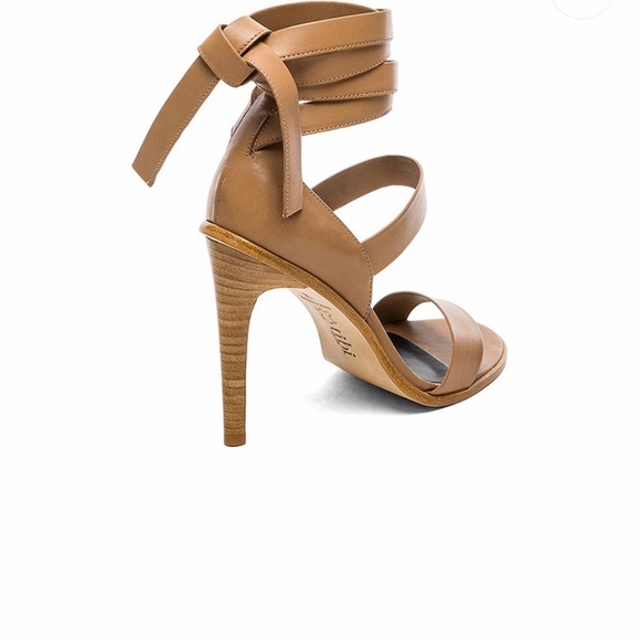 Toni 4.5” Pierce sandal - Picture 7 of 7